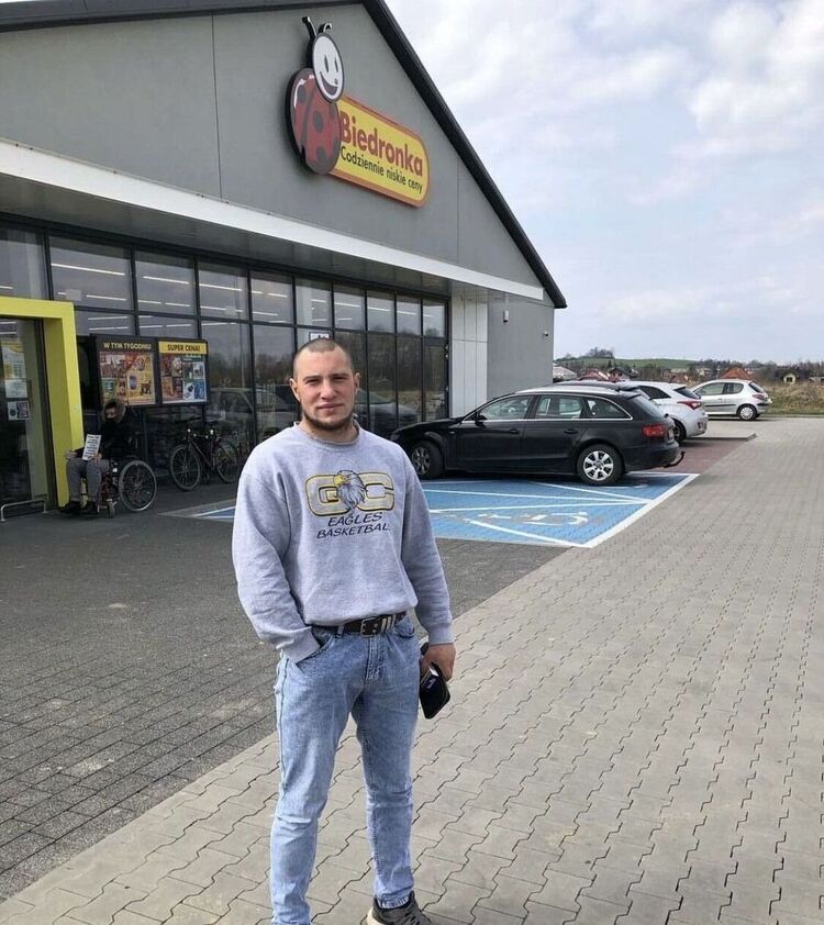  45293952  , 29 ,    