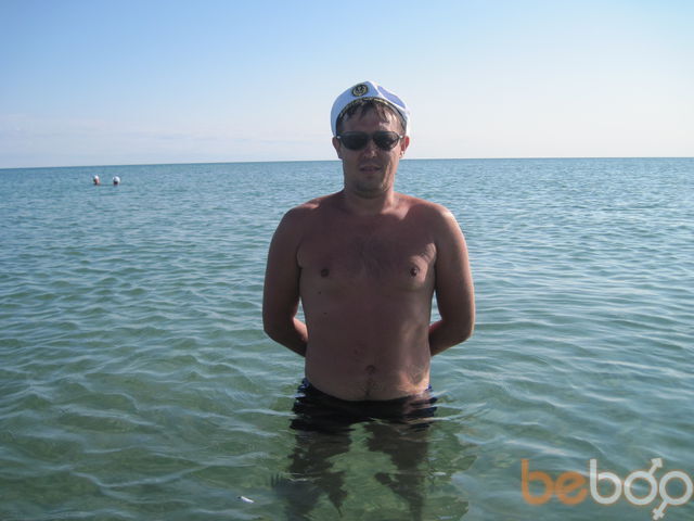  ,   Aleksandr, 44 ,   ,   , c , 