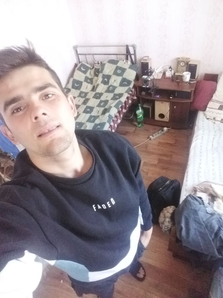  24358802  , 27 ,    