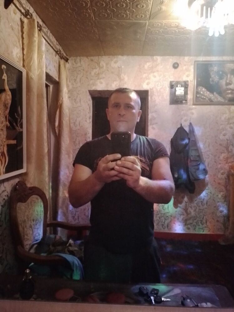  46749462  , 39 ,    