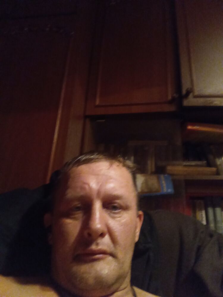  46768072  , 42 ,    