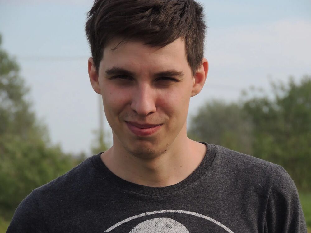  50135382  Evgenii, 33 ,    -