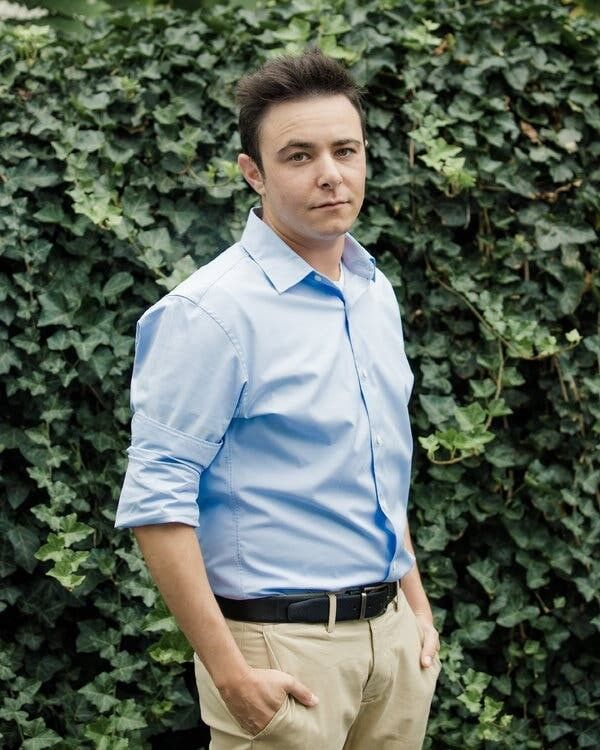 ,   Radu, 33 ,   ,   , c 