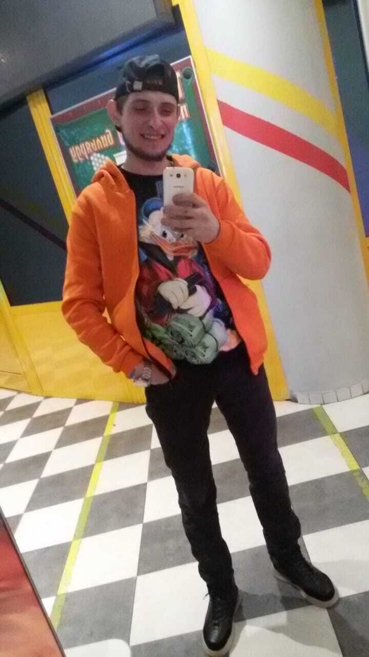 ���� 31835982 ������� ˸���, 32 ����, ���� ���������� � ������������