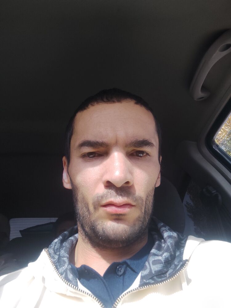  54341842  Doniyor, 32 ,    