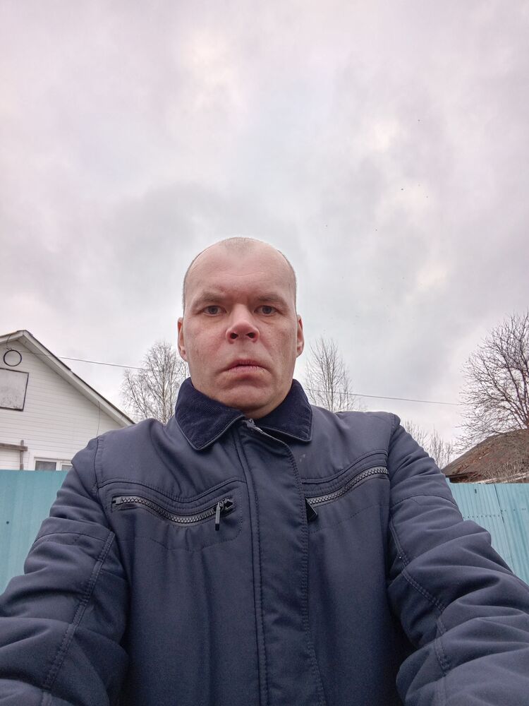  48075612  , 42 ,    