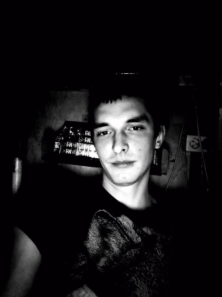  42359402  Artem, 35 ,    