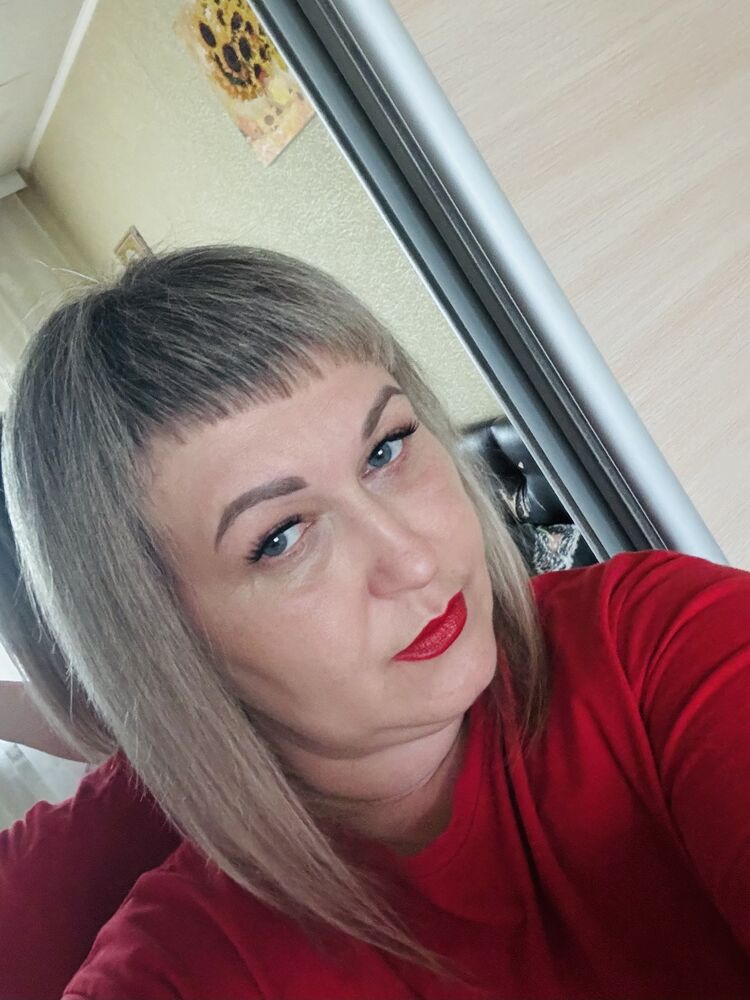  51817462  Lena, 41 ,    