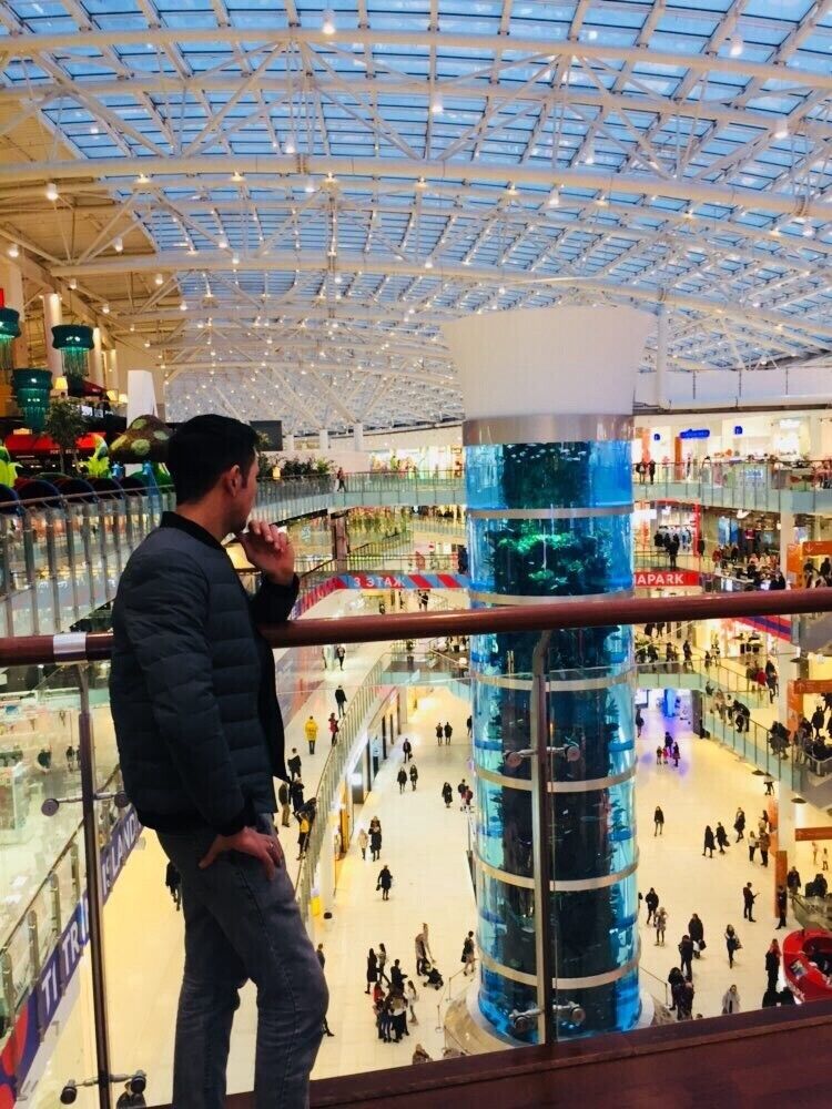  -,   Oybek, 30 ,   ,   