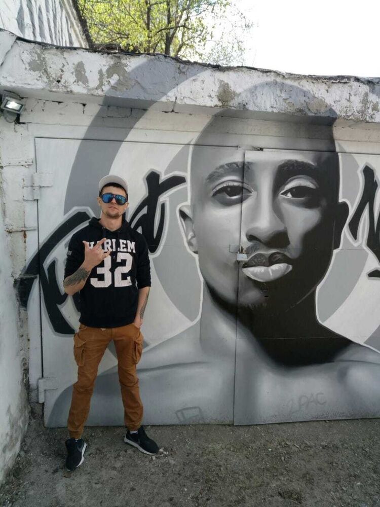  18669442  , 33 ,    --