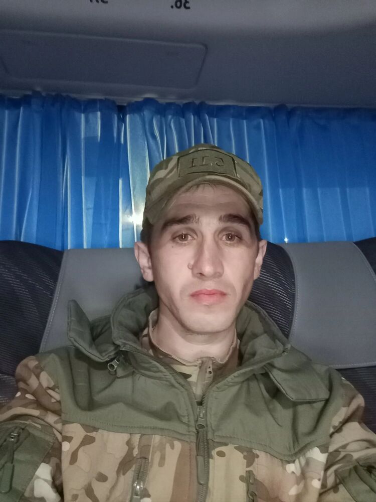  49373892  , 32 ,    -