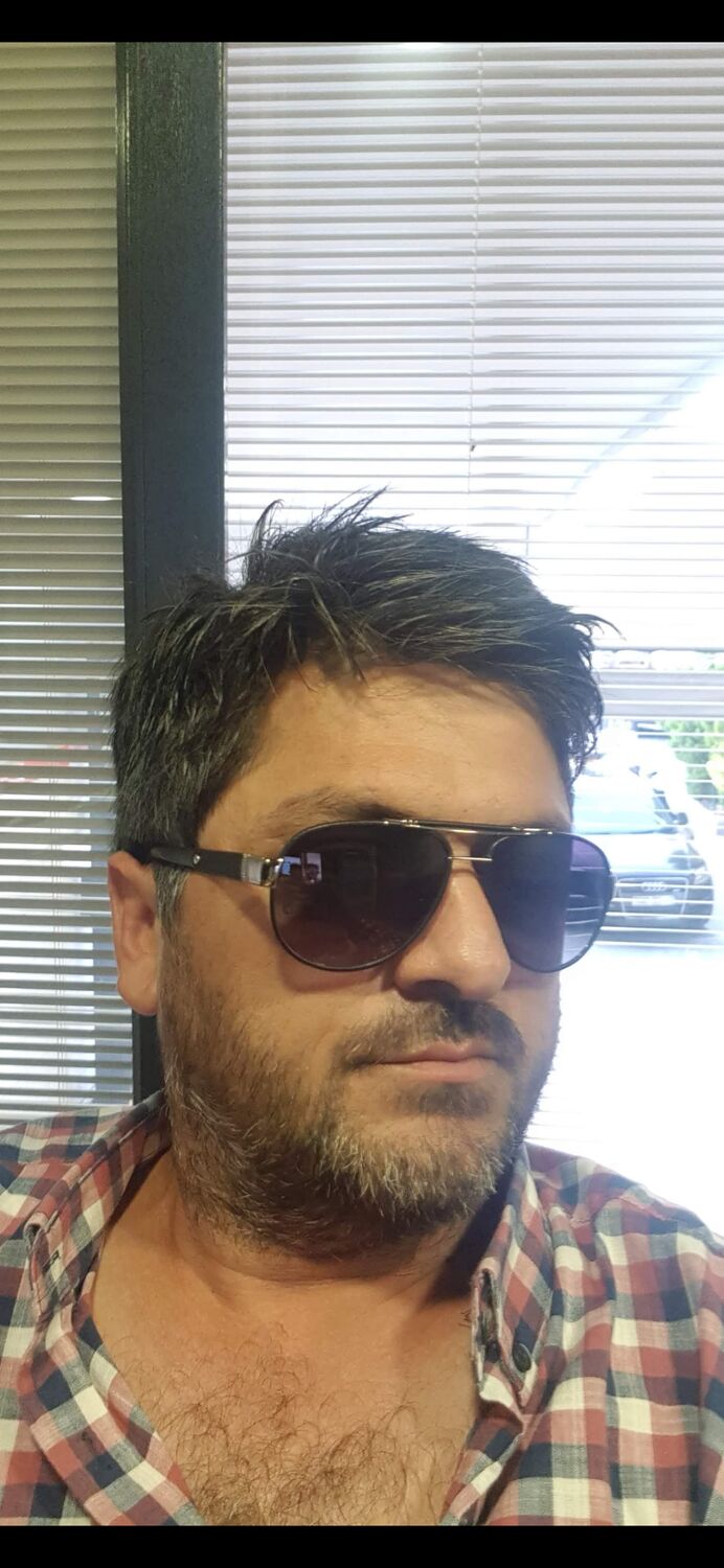  54700292  Bulent, 47 ,    Tuzla