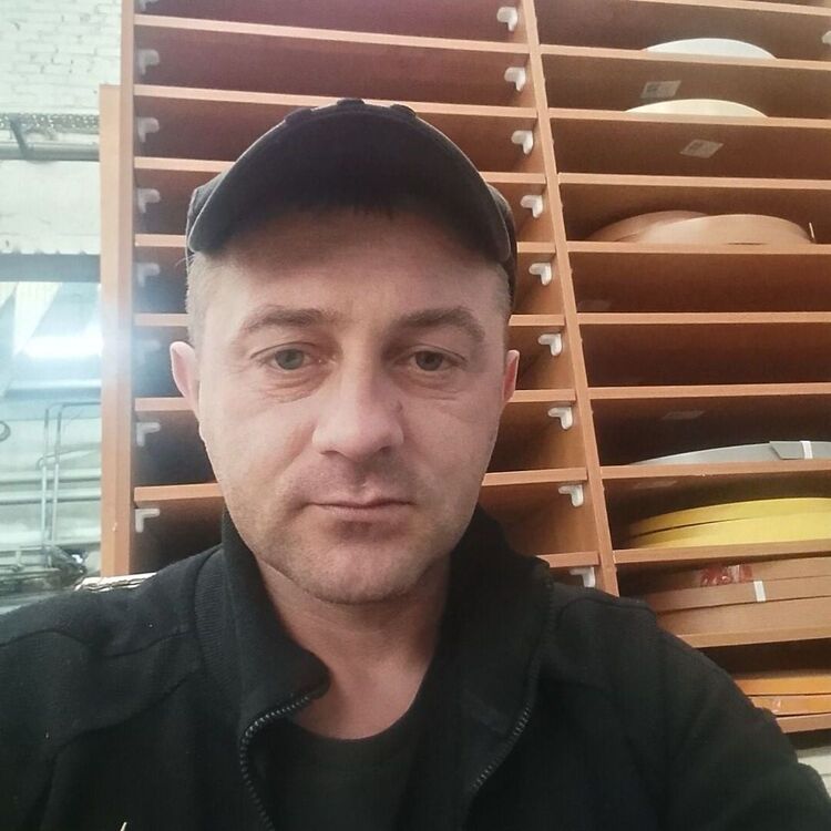  53796252  , 36 ,    