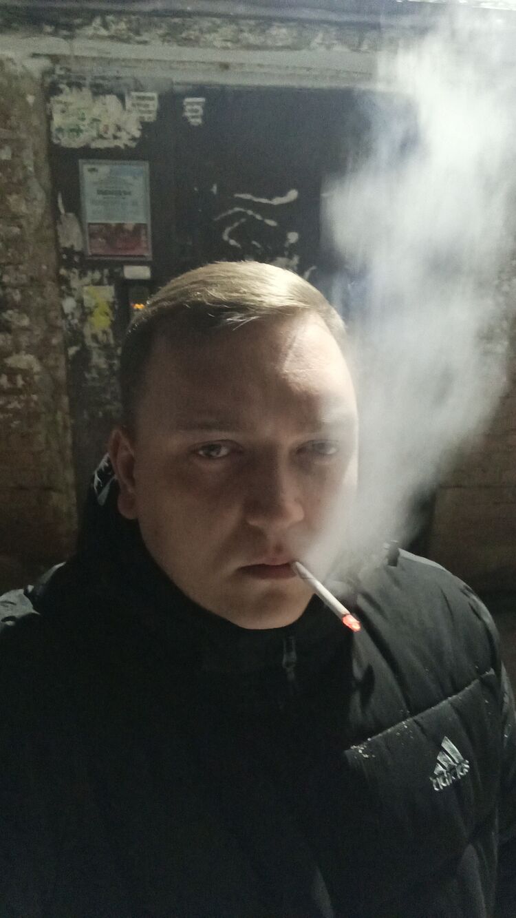  48988892  , 28 ,    