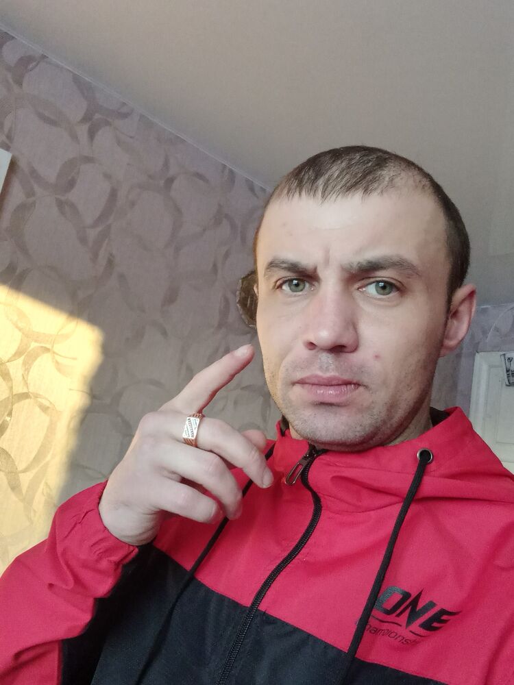  40533722  , 33 ,    -