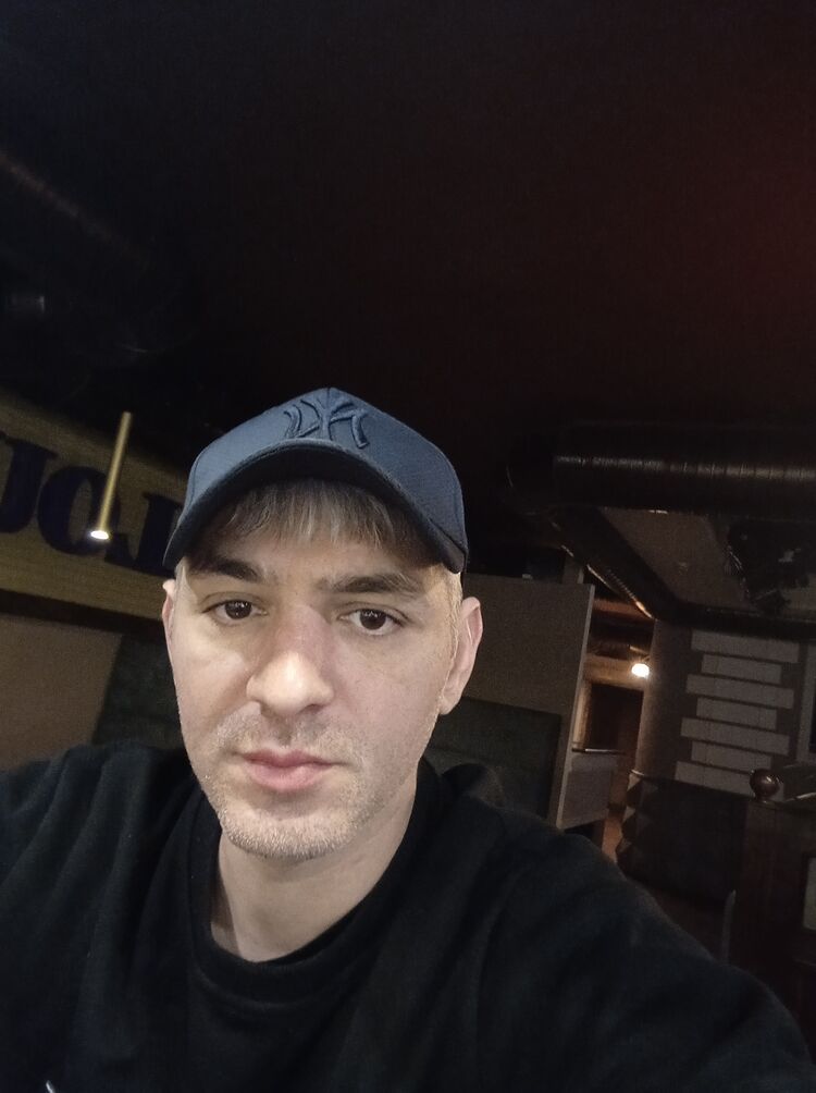  34740252  Nikolay, 40 ,    