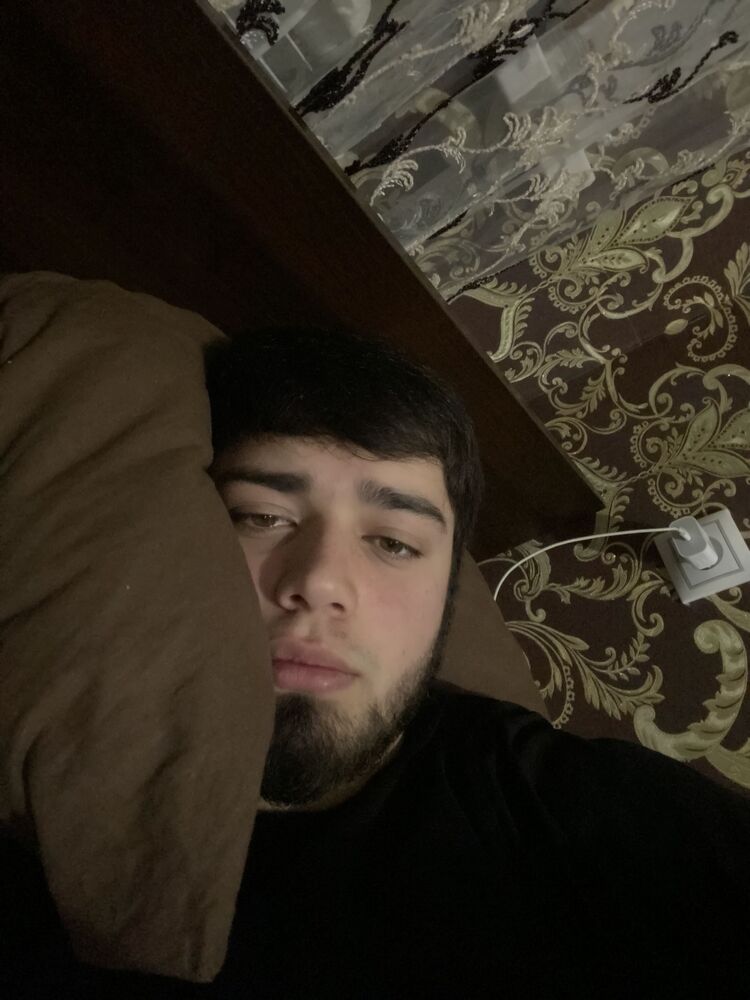  49743112  Maga, 22 ,    