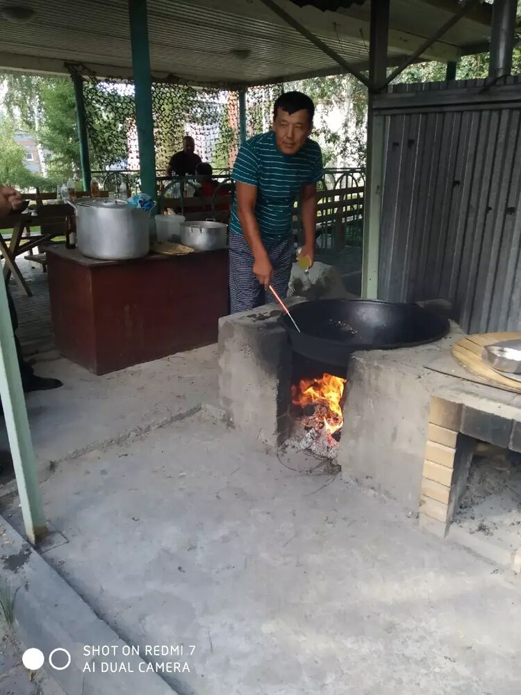  28845482  Mahmud, 40 ,    