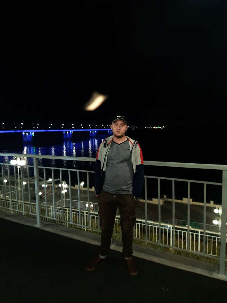  ,   Konstantin, 32 ,   ,   , c , 