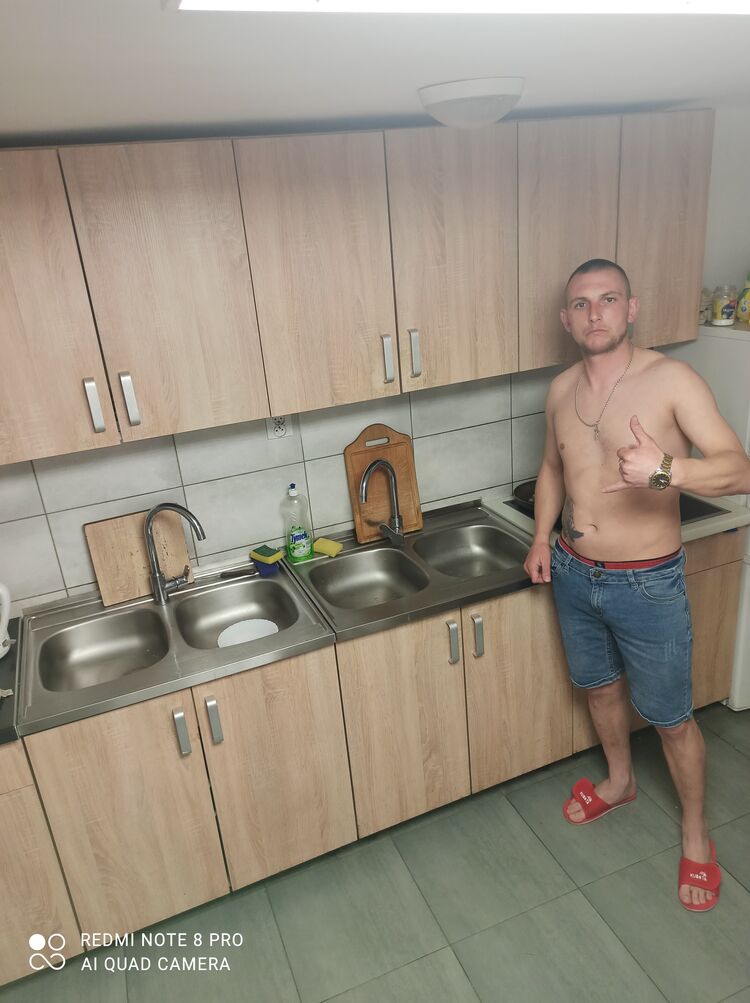  ,   Vladimir, 33 ,   ,   