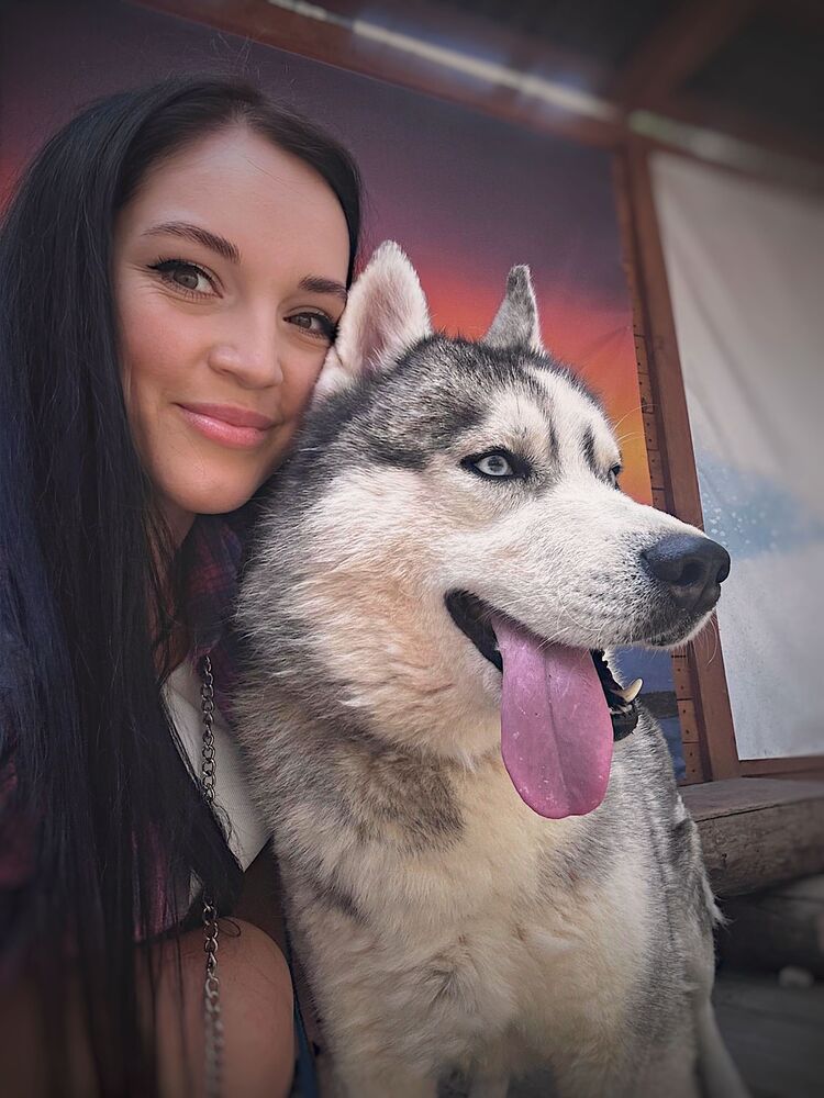  ,   Ekaterina, 31 ,  