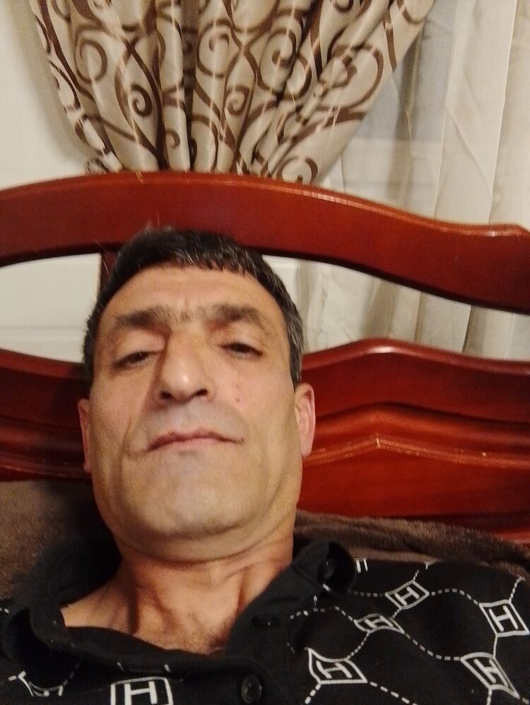  34823562  Makic, 46 ,    