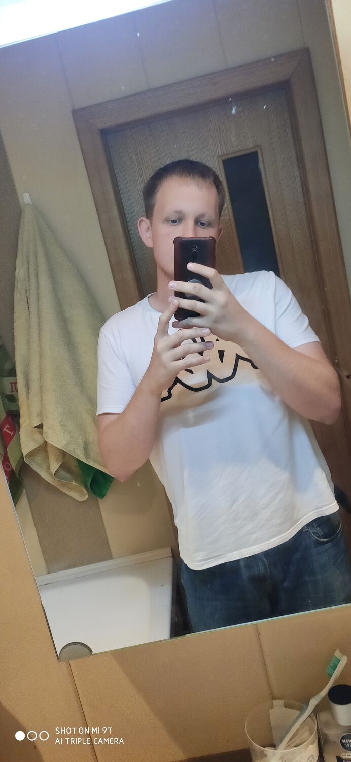  29222142  Vlad, 24 ,    