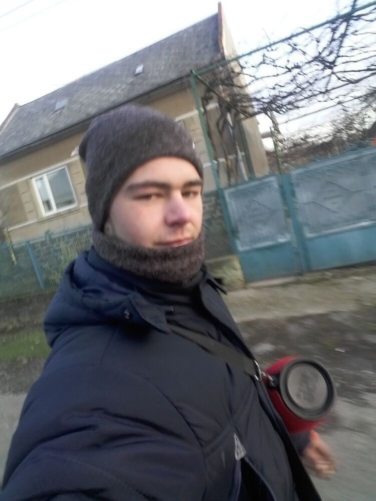  18300612  , 24 ,    