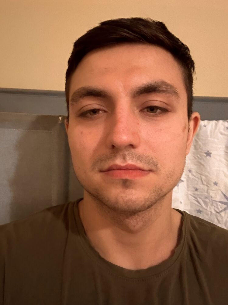  46714982  , 23 ,    