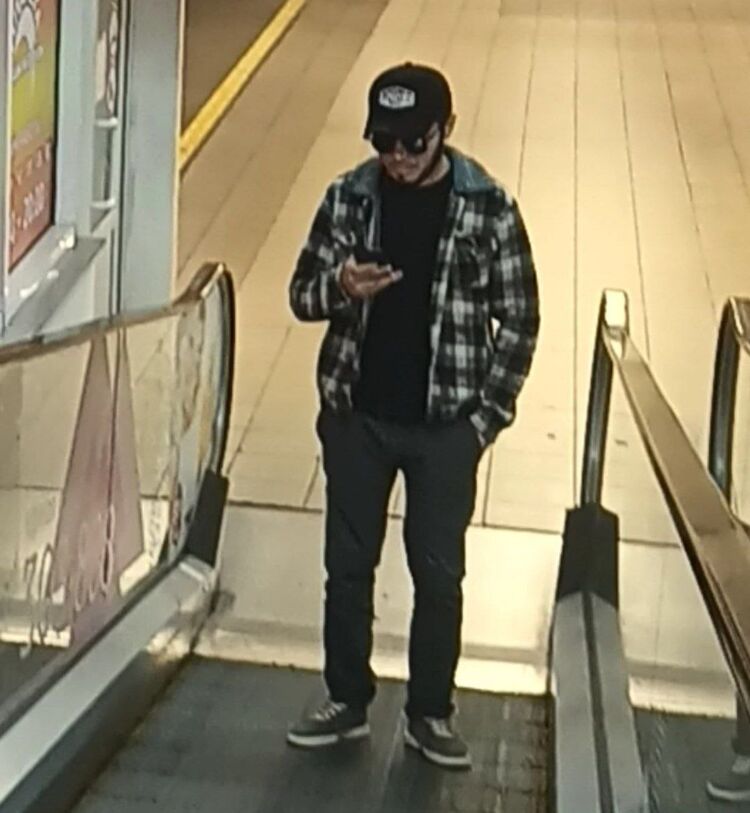  50611692  , 34 ,    