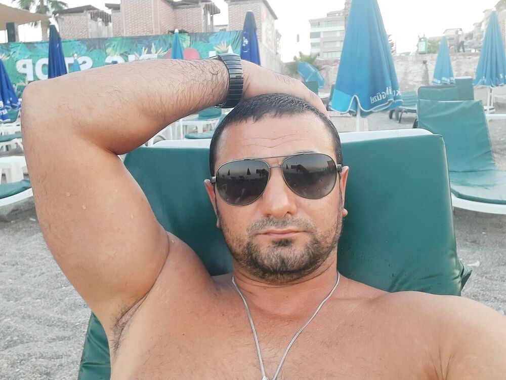  ,   Ruslan, 35 ,   ,   , c 