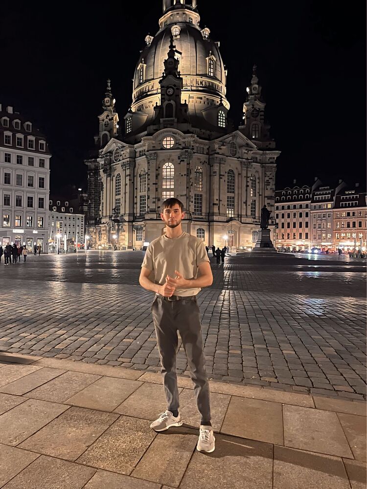  Dejvice,   Atosh, 26 ,   ,   