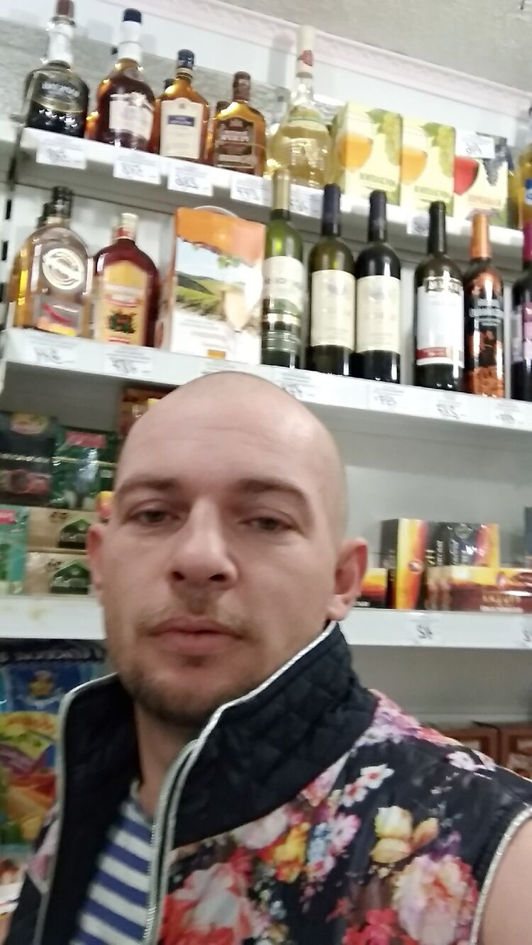  43930562  , 44 ,    