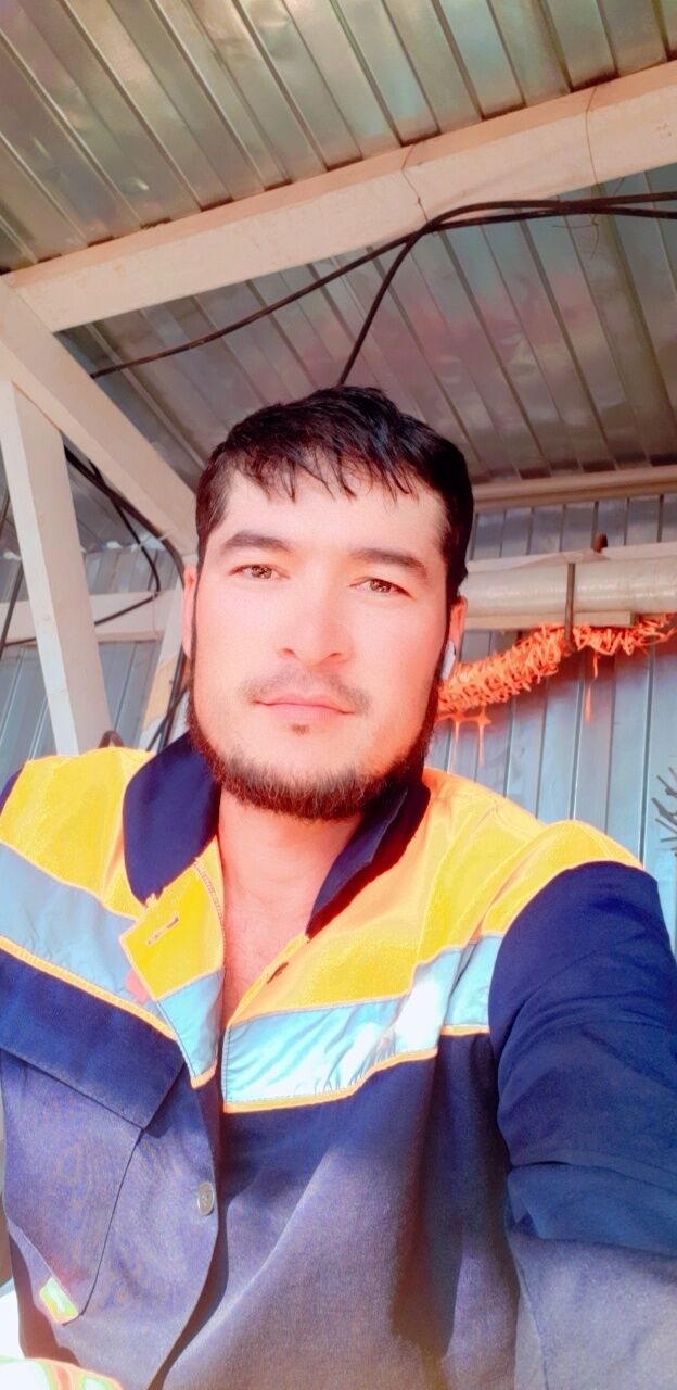  36102862  Bek, 32 ,     