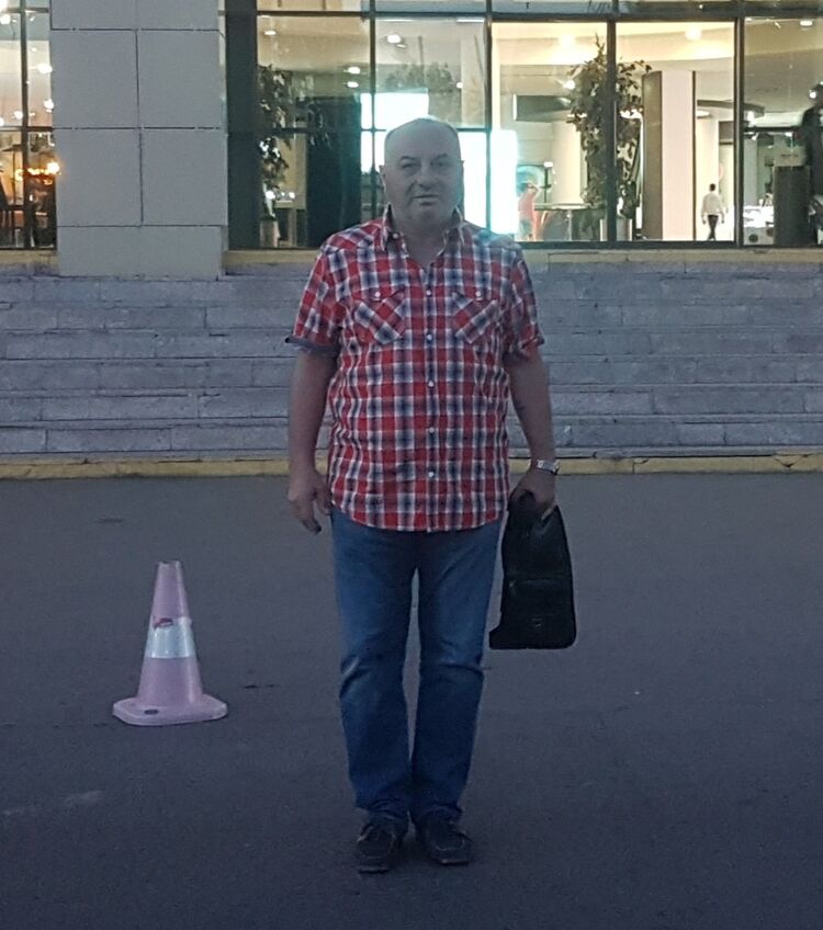  ,   Jole, 64 ,  
