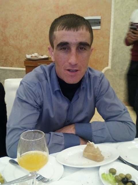  18225762  ARTAK, 38 ,    