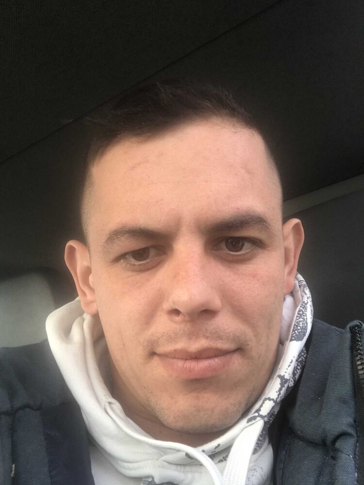 ,   Adrian, 28 ,   ,   