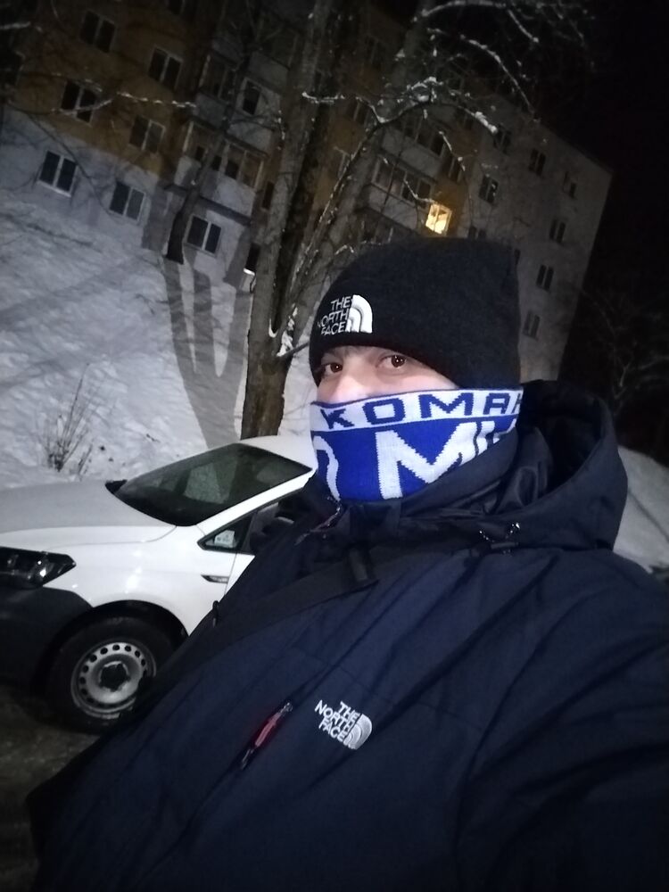  31618372  Ultras, 30 ,    