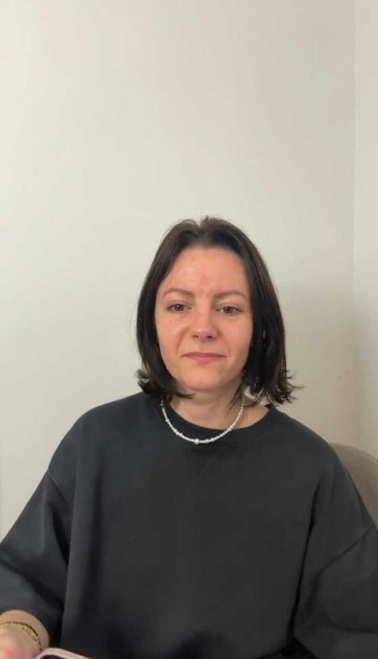  49148882  Linda, 40 ,    