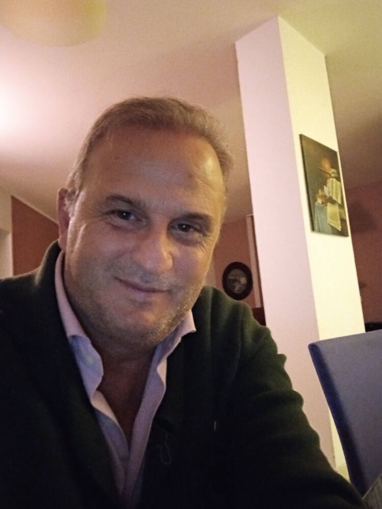  46152512  EMILIO, 62 ,    Nola