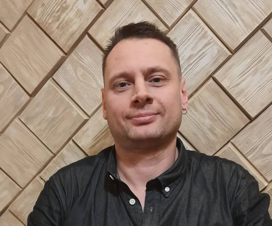  ,   Vlad, 38 ,   ,   