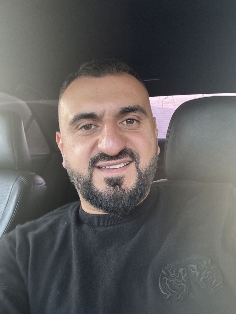  49653282  , 28 ,    