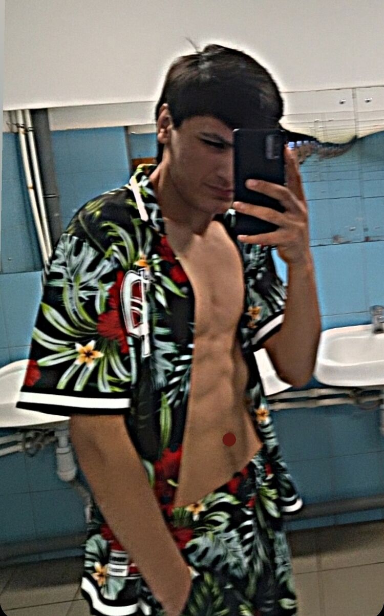  ,   Maga, 22 ,   ,   