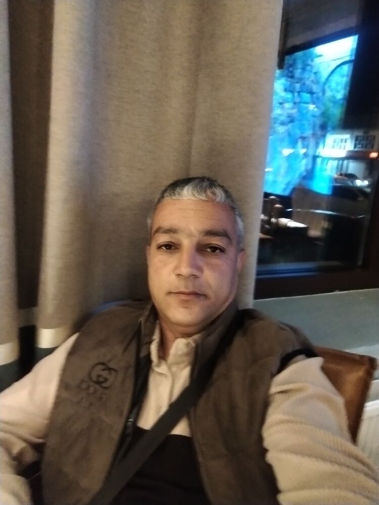  54302862  Ramil, 44 ,    