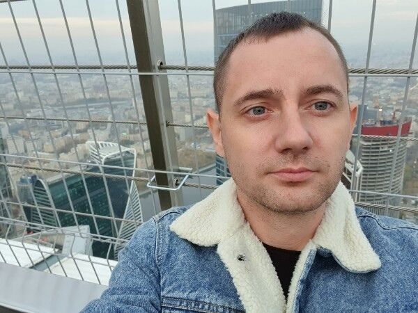  Ban Phattha Ya,   Vitalii, 31 ,   ,   , c 