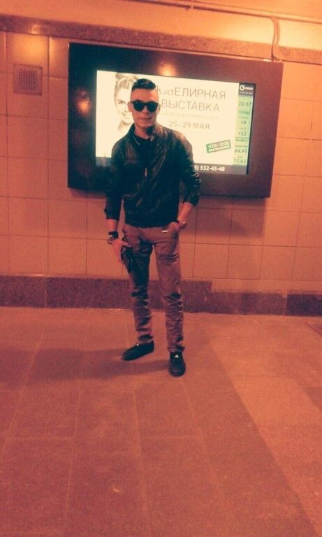  15276962  Azis, 32 ,    