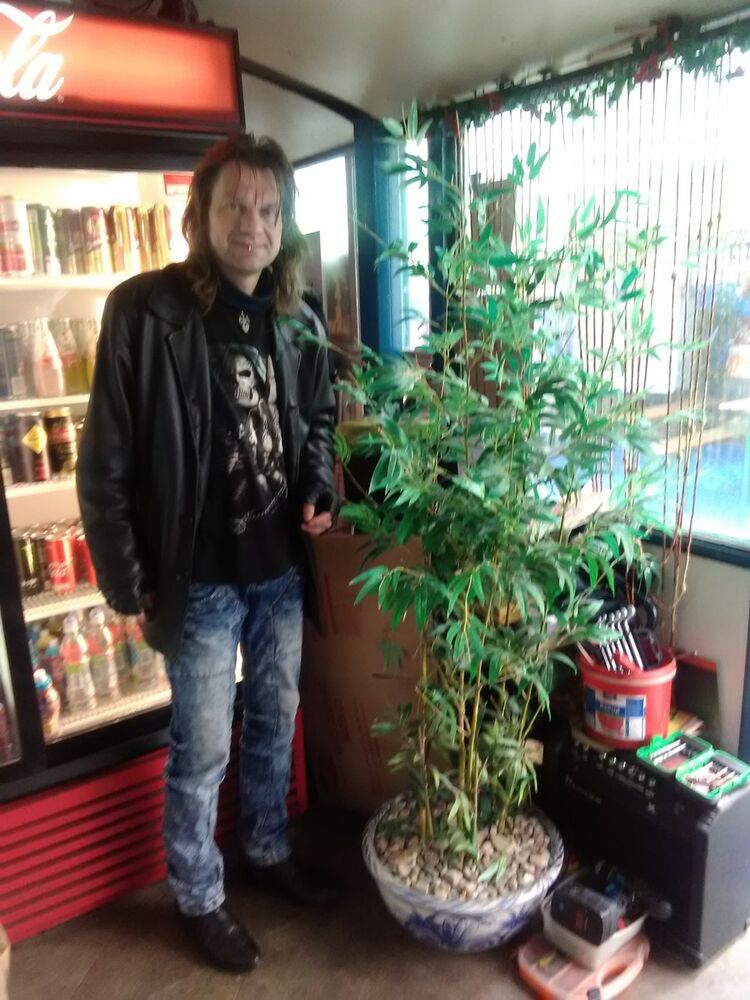  16342202  Sergej, 42 ,    -