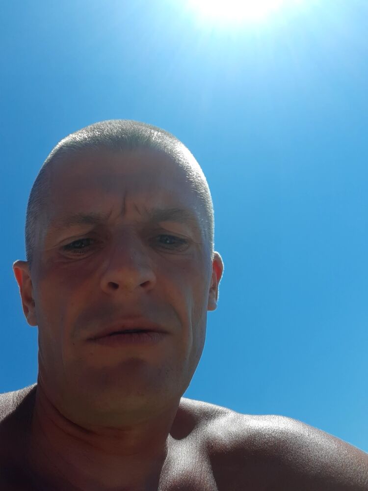  26058442  , 43 ,    