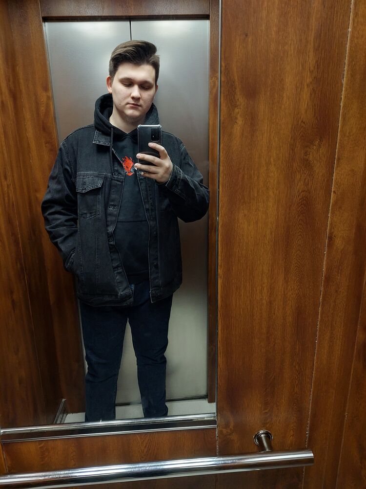  34005922  Kirill, 23 ,    
