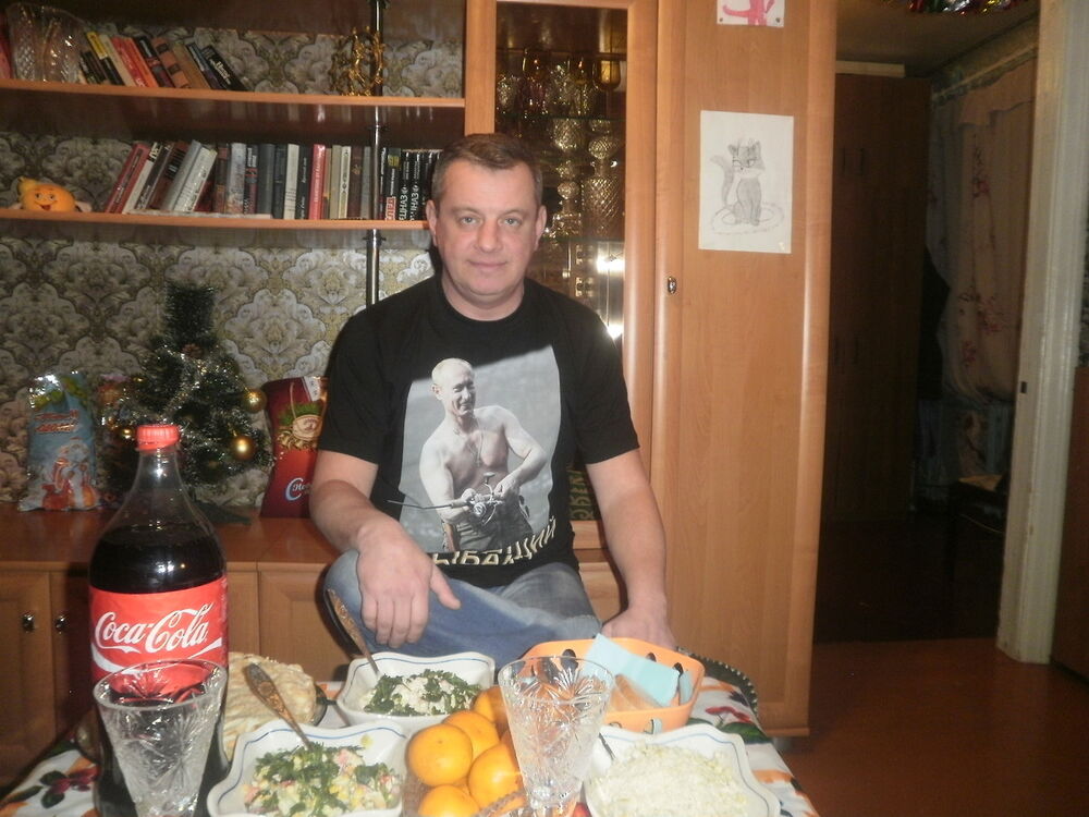  ,   Oleg, 55 ,   